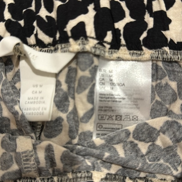 Brand new no tag HM cheetah print - Picture 3 of 3